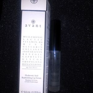 Avant Lip serum